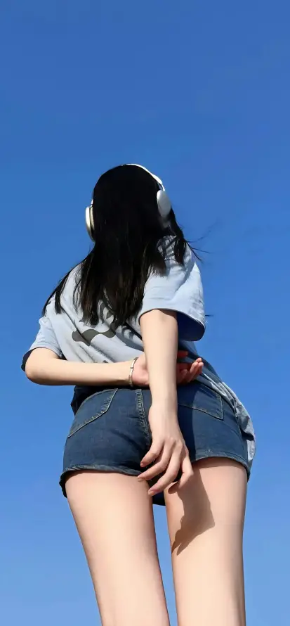 万人斗牛_忘忧草网在线社区_亚洲精品无码你懂的